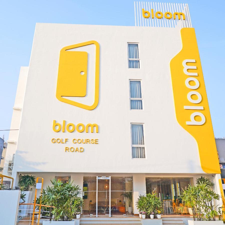 ホテル Bloom - Golf Course Road グルガウン エクステリア 写真